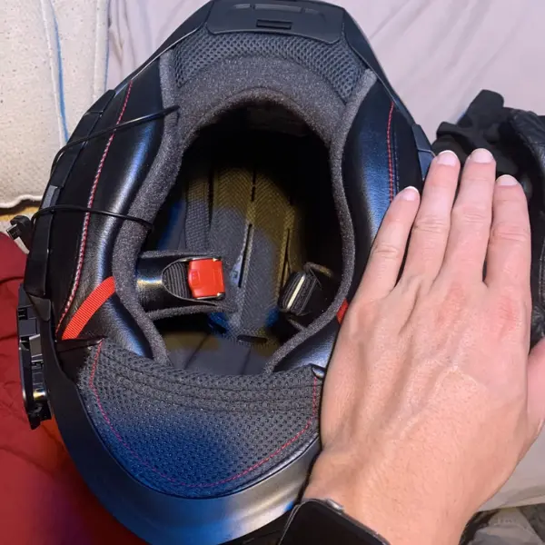 Shoei GT‑Air II micro‑ratchet chin strap for quick fastening